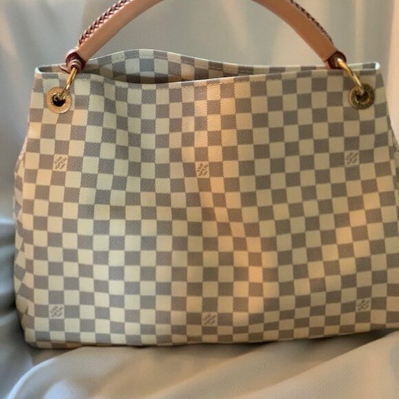 Louis Vuitton Handbags - Louis Vuitton Artsy Damier Azur MM Bag